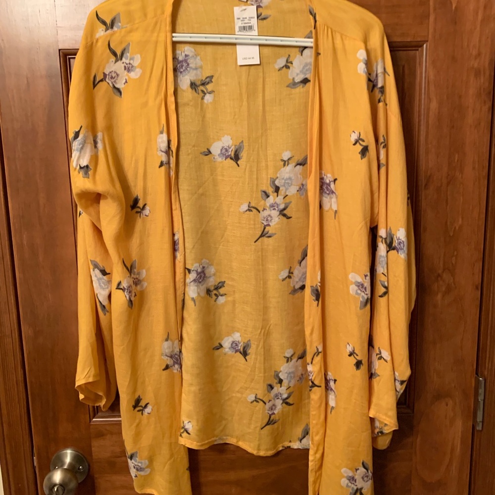 Yellow kimono from Ae
